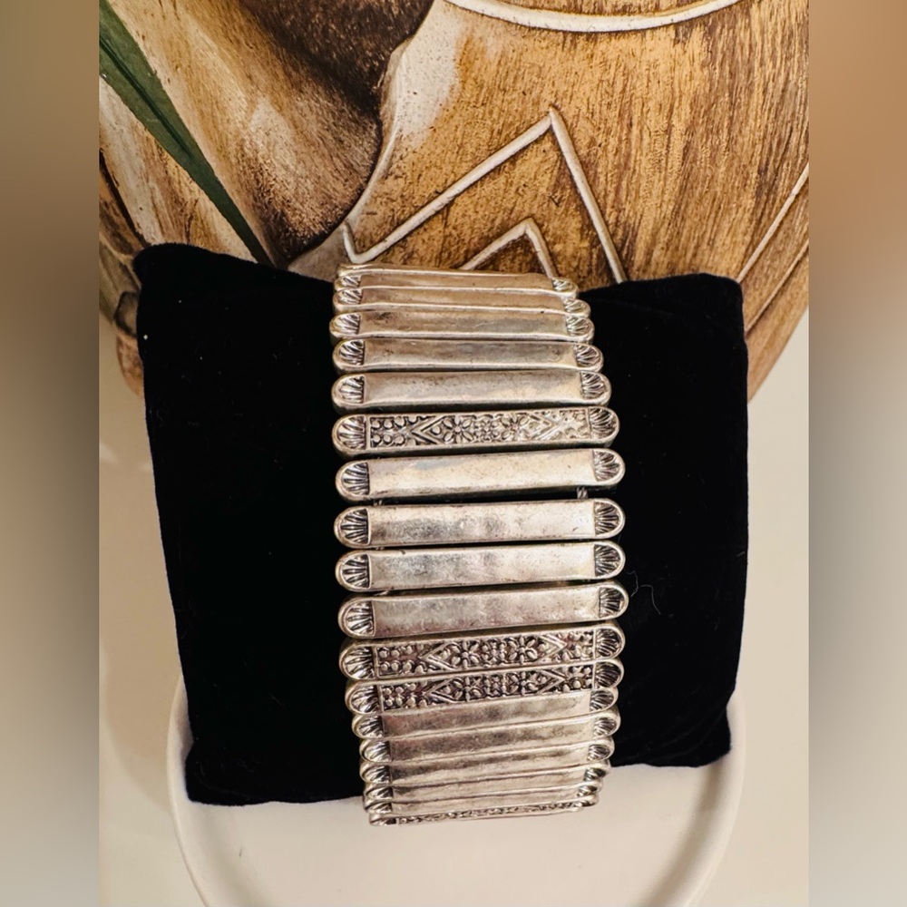 Lucky Brand Hammered Silver-Tone Statement Bracelet